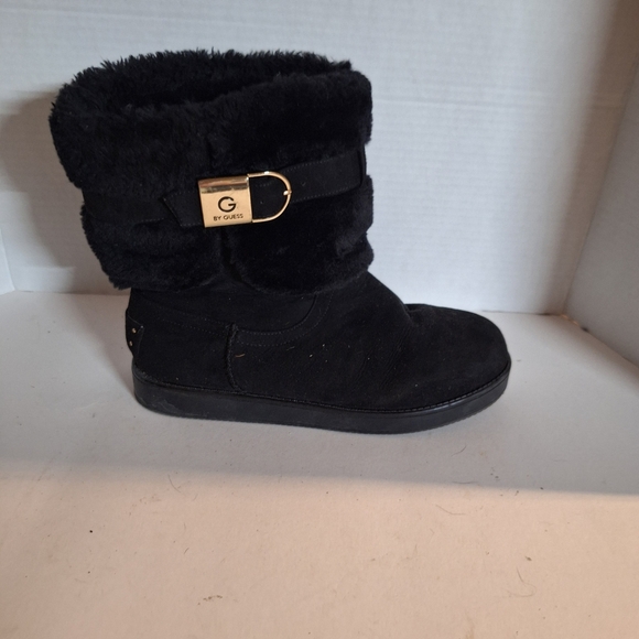 Guess Black Winter Boots for Women - Picture 4 of 8